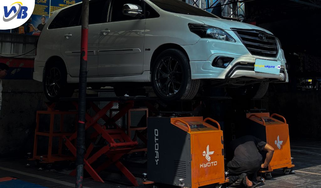 7 Tanda Kaki-Kaki Mobil Rusak yang Sering Diabaikan Pengemudi