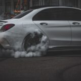 mobil goyang saat kecepatan tinggi