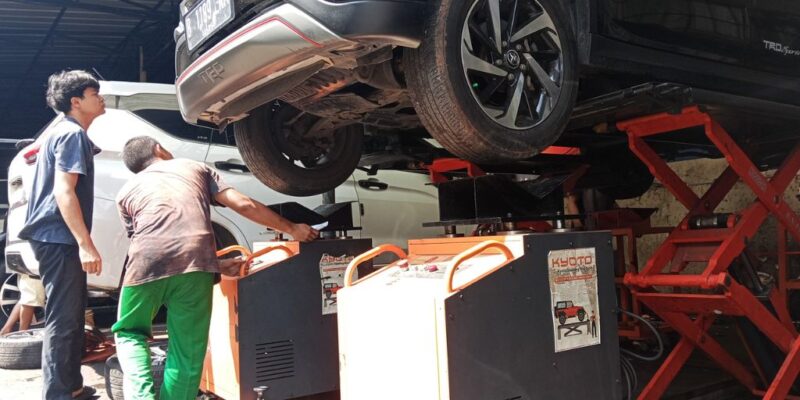 cara cek kaki kaki mobil